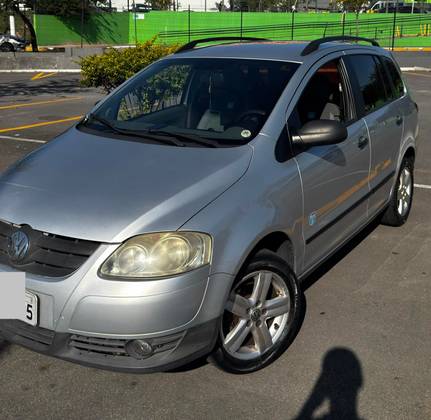 VOLKSWAGEN SPACEFOX 1.6 MI ROUTE 8V FLEX 4P MANUAL VOLKSWAGEN SPACEFOX 1.6 MI ROUTE 8V FLEX 4P MANUAL